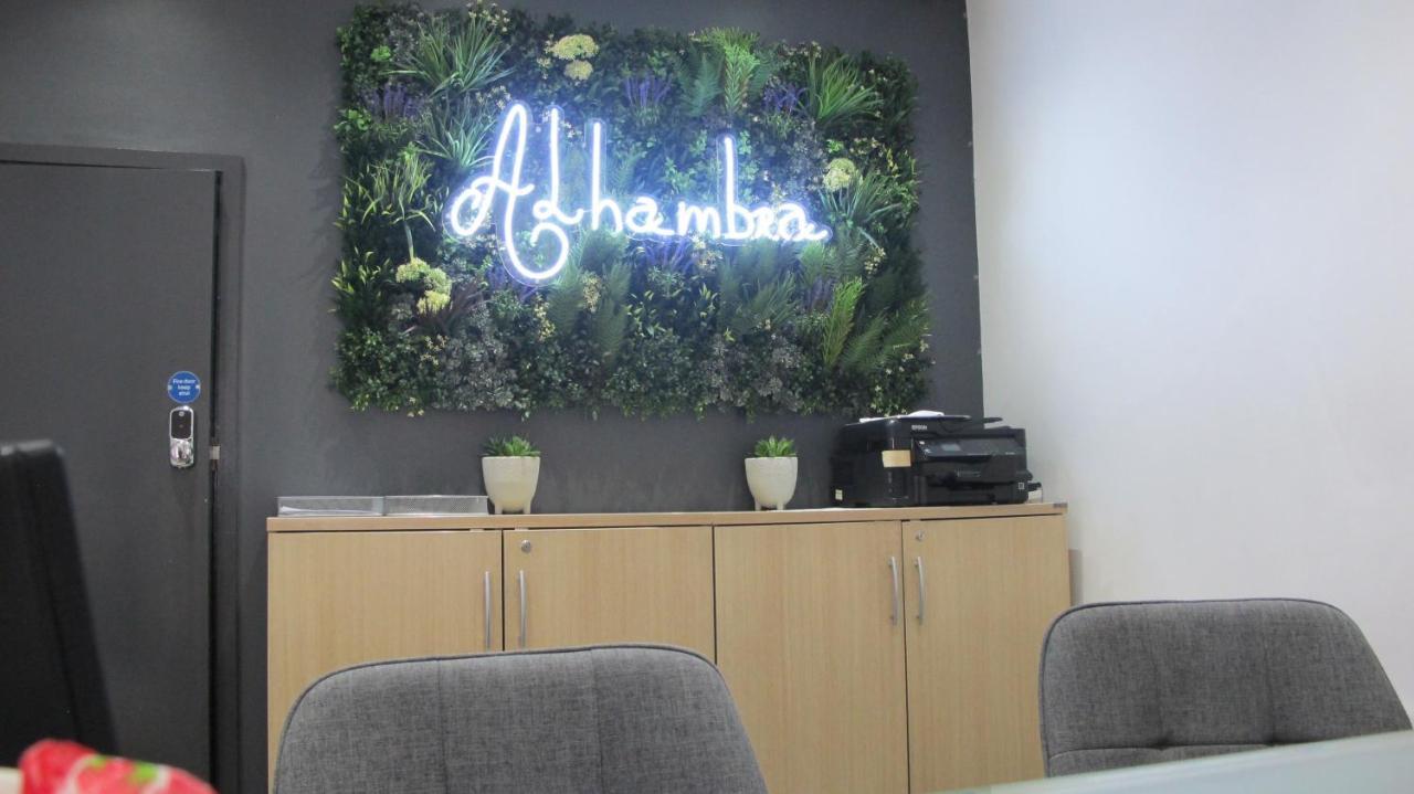 Alhambra Hotel London Kültér fotó