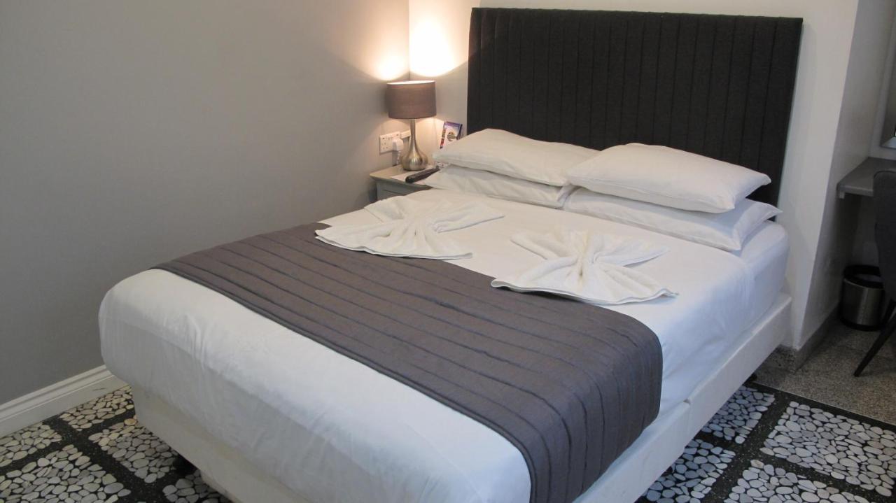 Alhambra Hotel London Kültér fotó